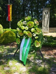 Kranzniederlegung am Ehrenmal